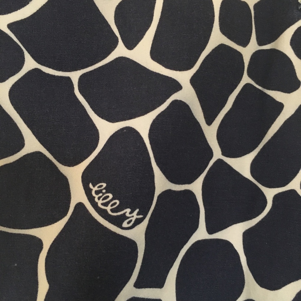 Lilly Pulitzer navy/white giraffe print dress